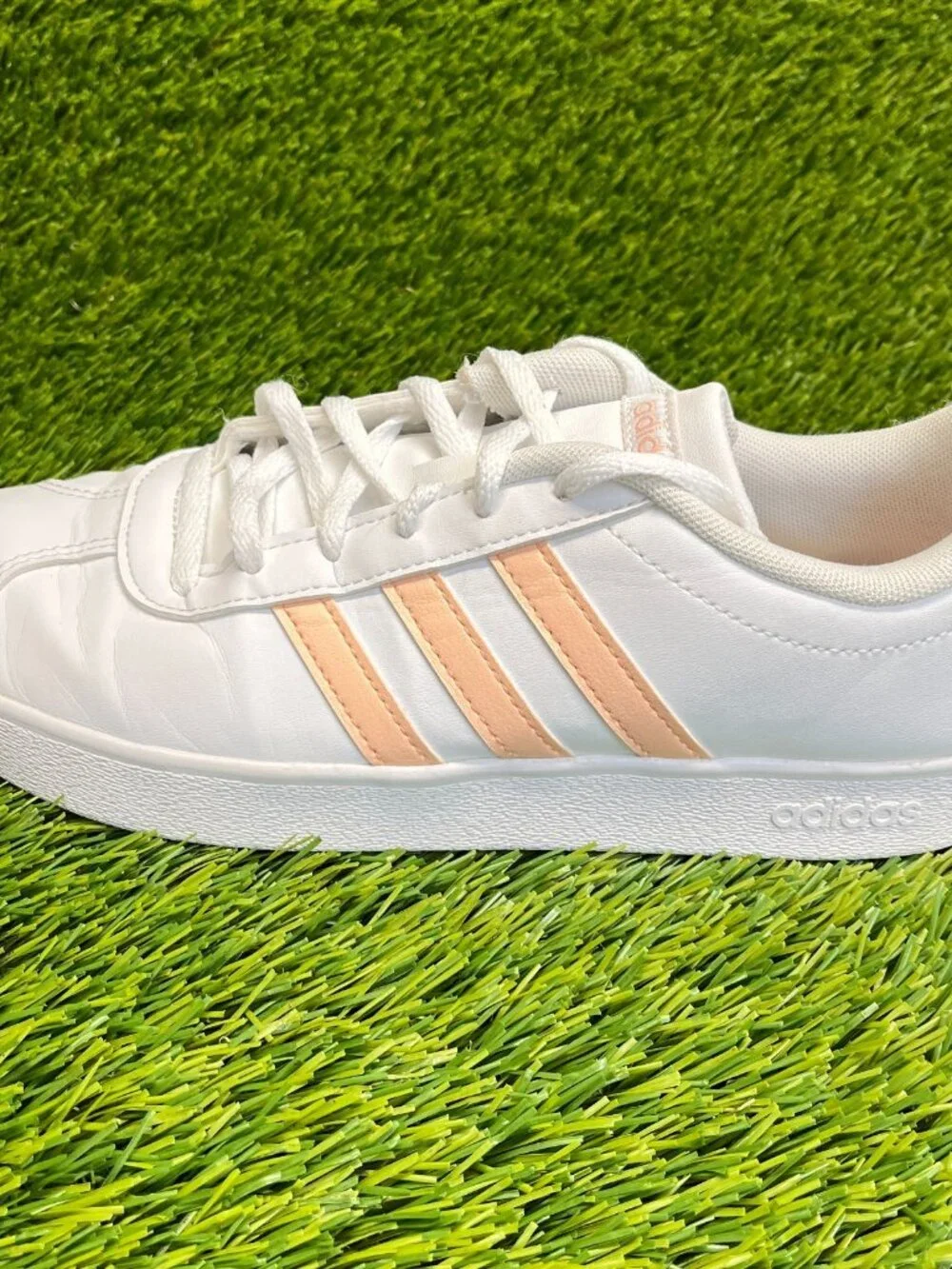 Adidas Vl Court 2.0 Girls Size 6Y White Athletic Leather Tennis Shoes Sneakers